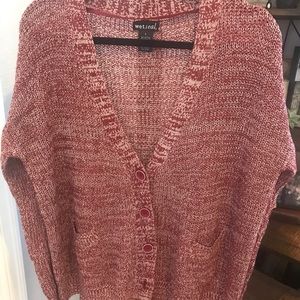 Burgundy and white peppered cardigan
